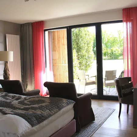 Gut Hotel 4*