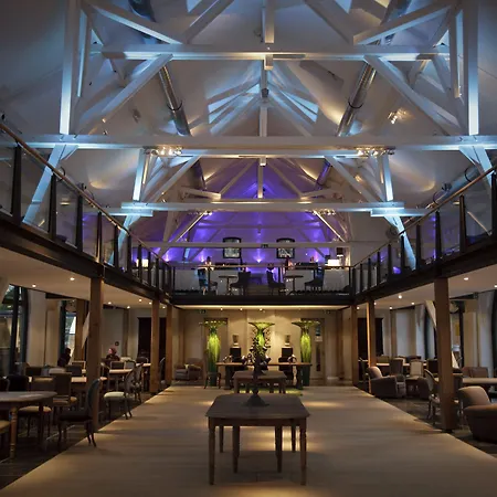 Gut Hotel
