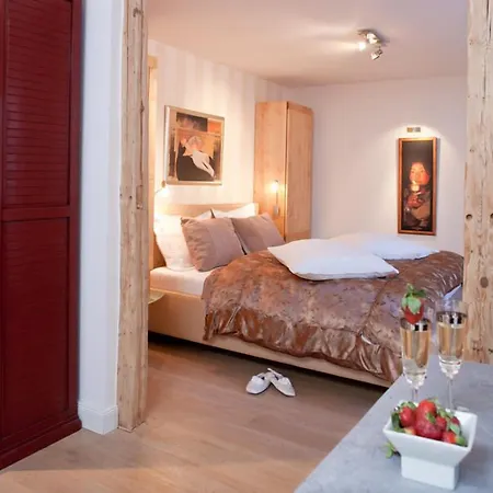 Gut Hotel 4*