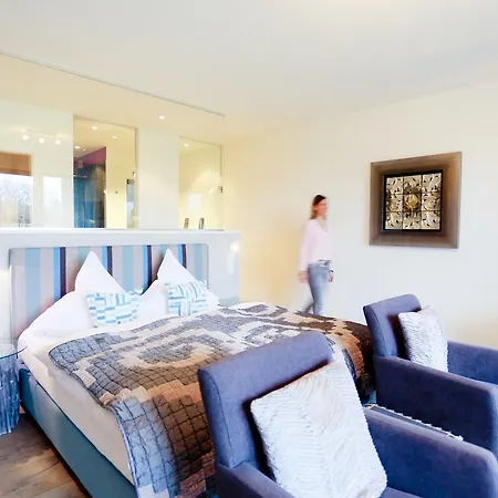Gut Hotel 4*